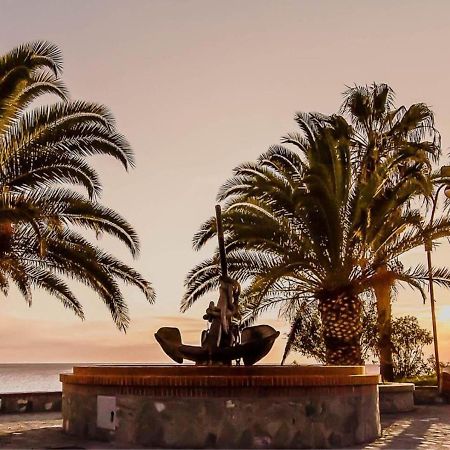Casa Vacanze Il Paese Dipinto Монтеджордано Екстериор снимка